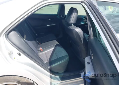 2014 Toyota Camry L/Se/Le/Xle z USA, uszkodzony, nr VIN 4T1BF1FK5EU424971